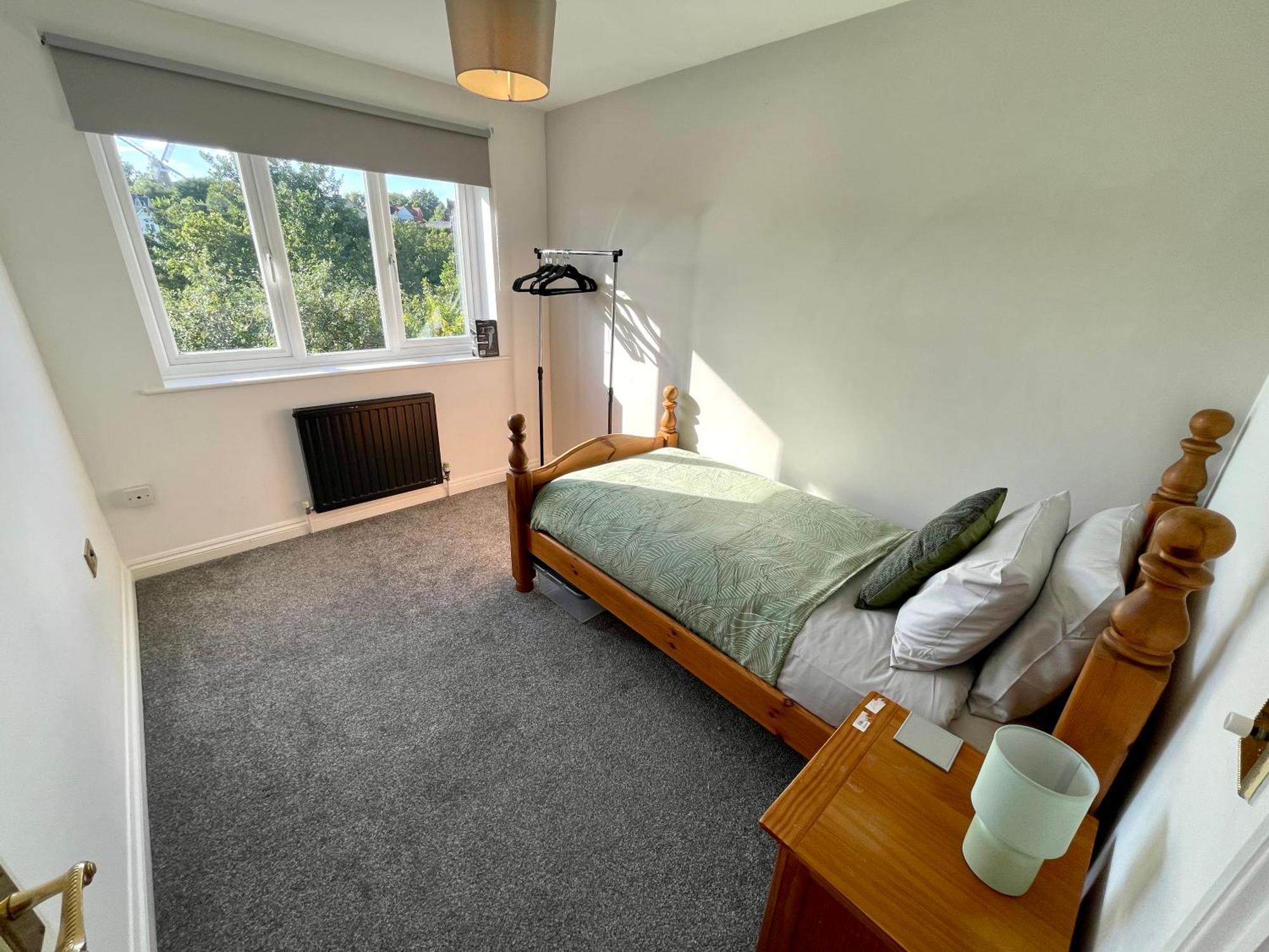 Large 5 Bed Detached House Near Stansted Airport With Parking For 2 Vehicles! Stansted Stays ستانستيد ماونتفيتشت المظهر الخارجي الصورة