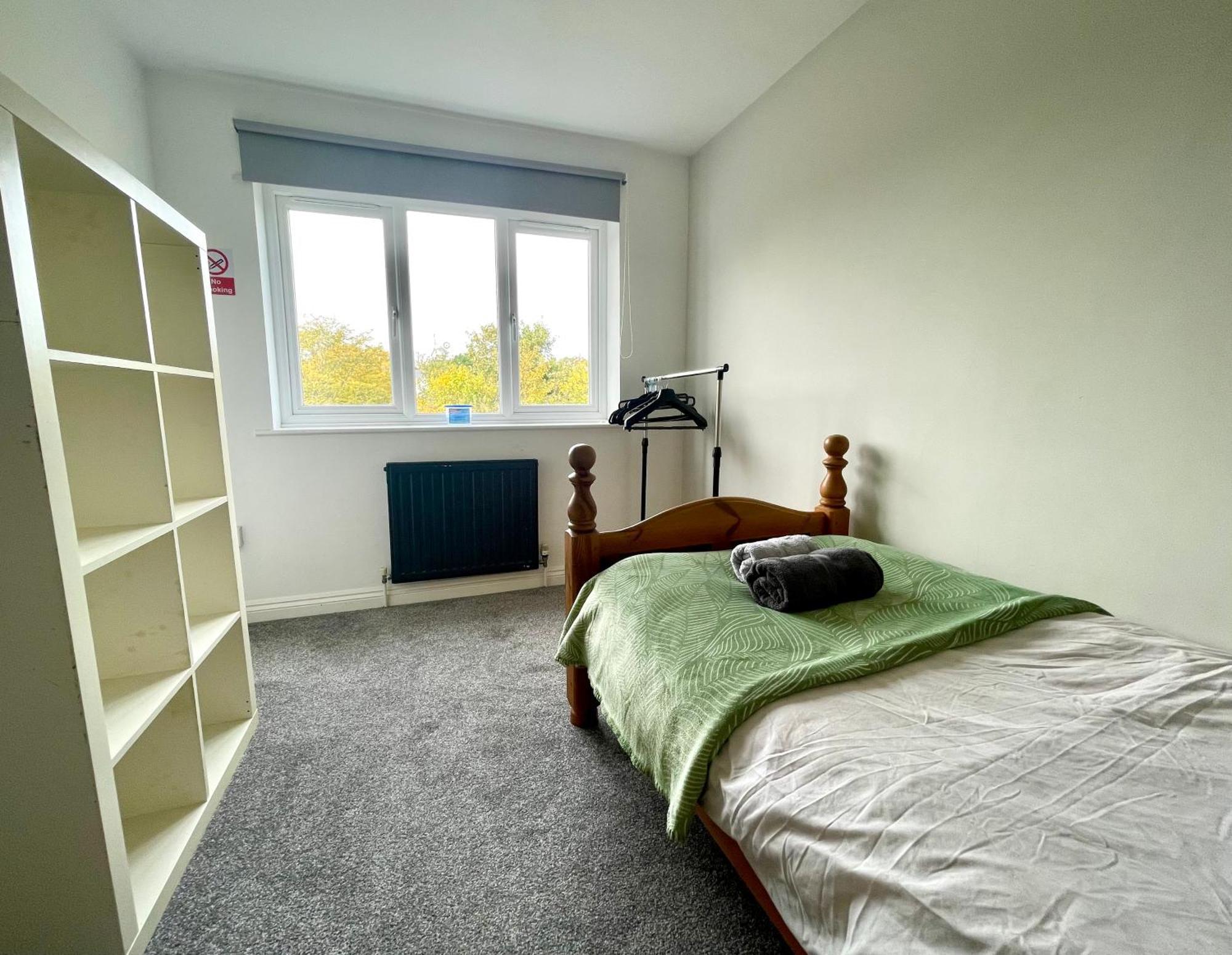 Large 5 Bed Detached House Near Stansted Airport With Parking For 2 Vehicles! Stansted Stays ستانستيد ماونتفيتشت المظهر الخارجي الصورة
